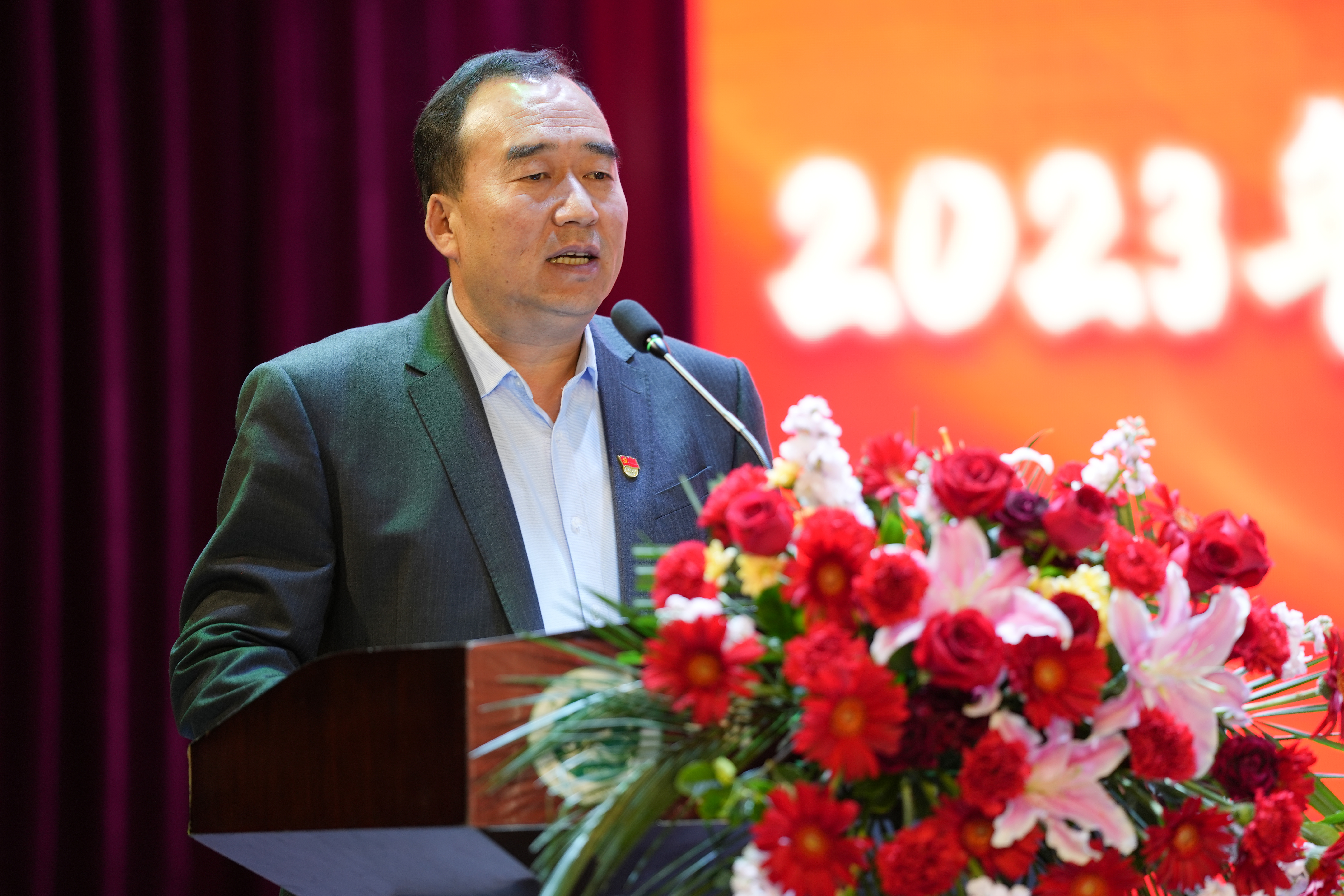羅進德講話.jpg